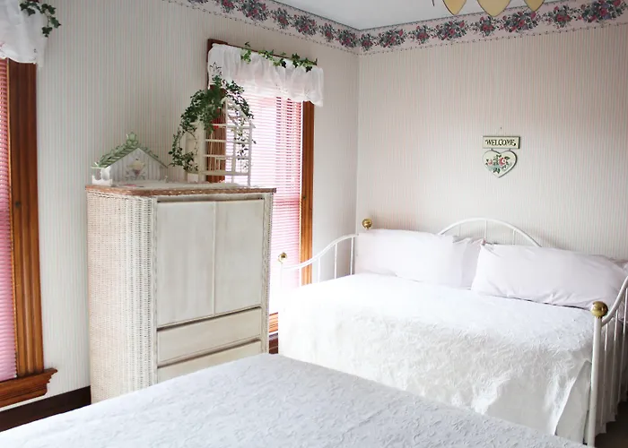 Victorian Rose Garden 3*