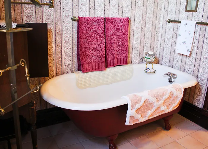 Hotel Victorian Rose Garden 3*
