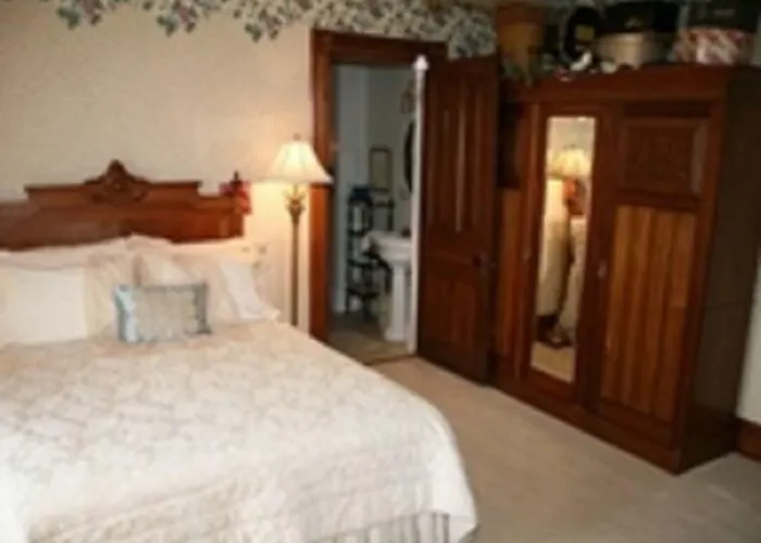 Victorian Rose Garden 3*