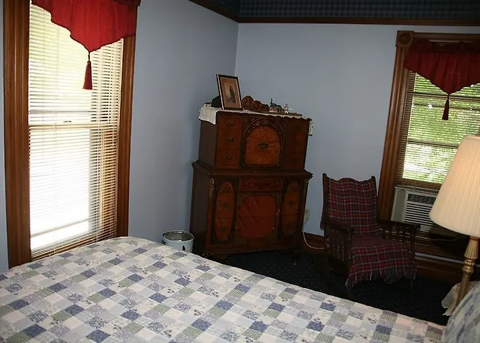 Hotel Victorian Rose Garden 3*